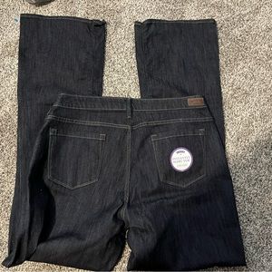 Ladies NWT Lee Riders Jeans